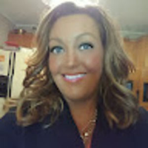 Meet your Posher, Leeann